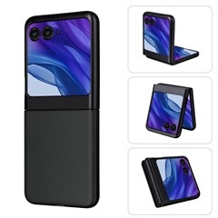 For Motorola Razr 60 / Razr 50 5G Case Carbon Fiber Texture Shockproof PU+PC Phone Cover - Green