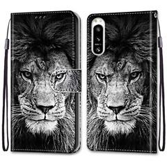 B11 Black White Lion Head