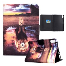 For iPad (2025) / 10.9 (2022) Pattern Printing Tablet Case PU Leather Stand Smart Cover with Card Holder - Lion  /  Leopard