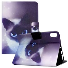Blue Eyes Cat